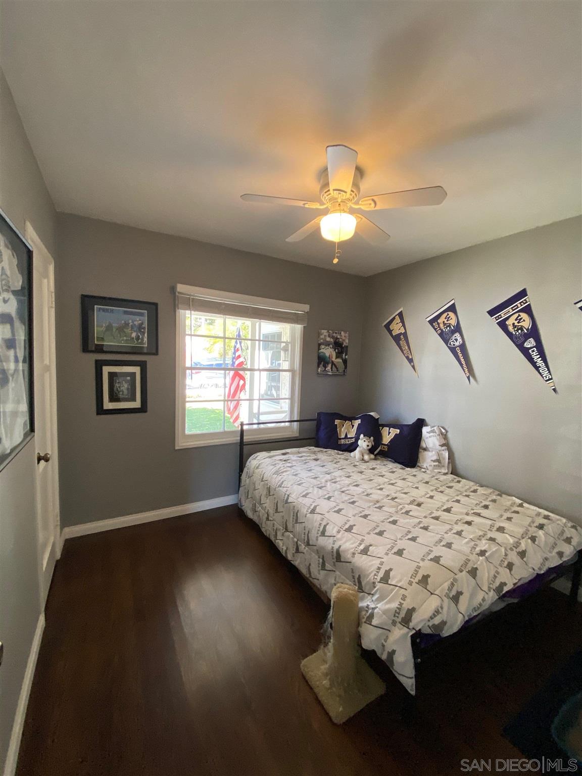 Detail Gallery Image 13 of 21 For 1615  Willow St, San Diego,  CA 92106 - 3 Beds | 2 Baths