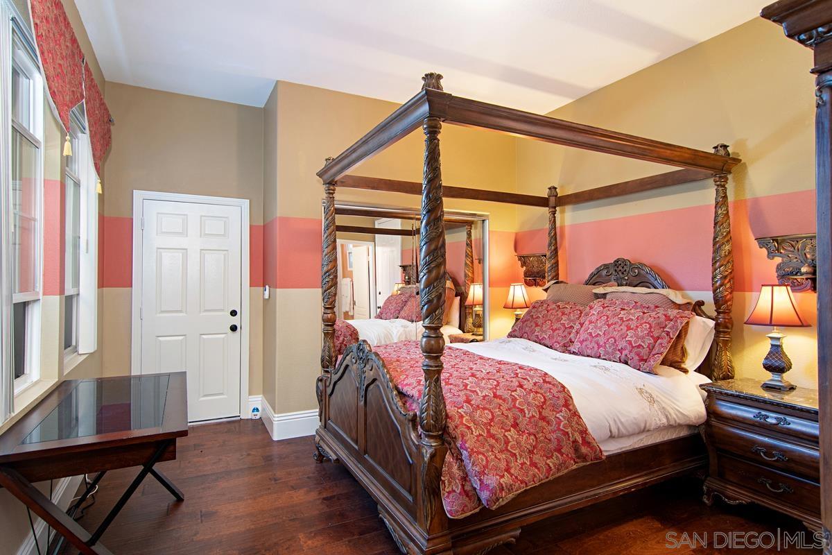 Detail Gallery Image 21 of 28 For 13777  Rosecroft Way, San Diego,  CA 92130 - 4 Beds | 3/1 Baths