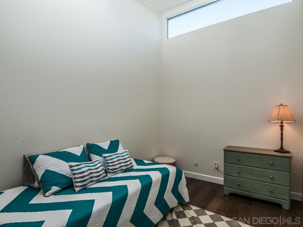 Detail Gallery Image 8 of 21 For 521 S Sierra  166, Solana Beach,  CA 92075 - 3 Beds | 2/1 Baths