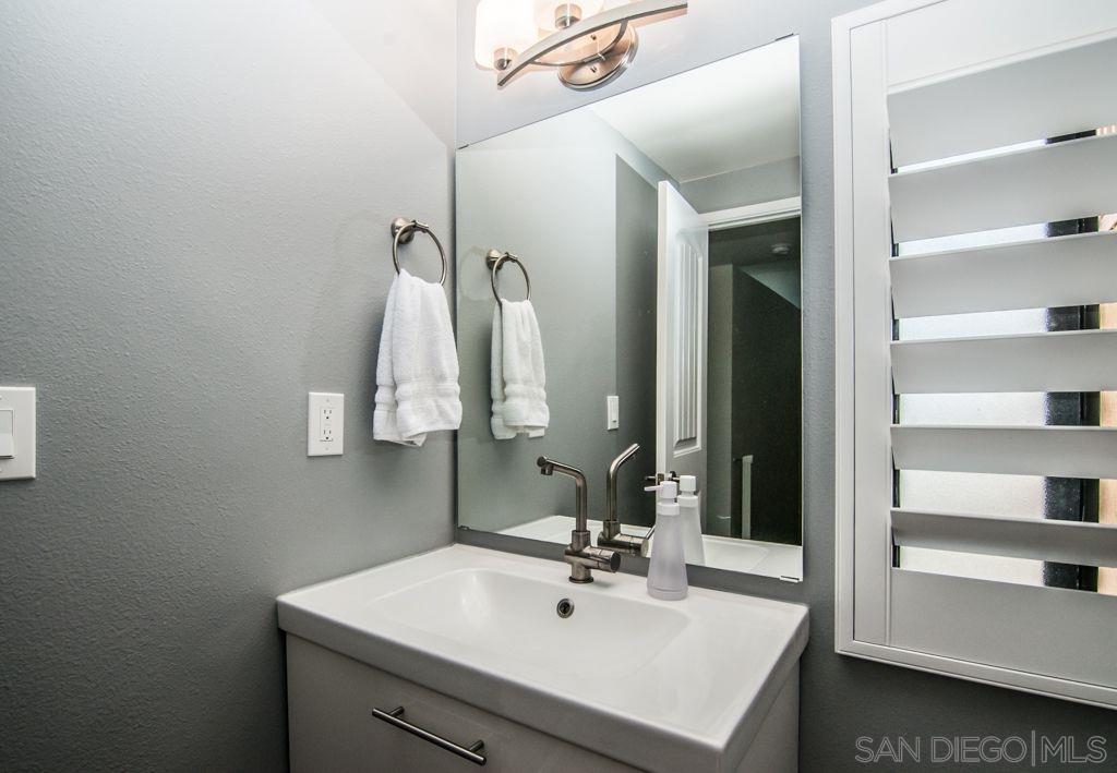 Detail Gallery Image 9 of 21 For 521 S Sierra  166, Solana Beach,  CA 92075 - 3 Beds | 2/1 Baths