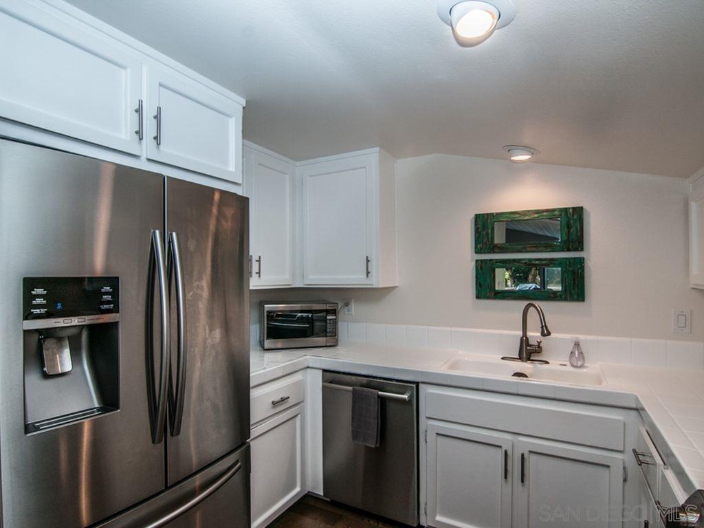 Detail Gallery Image 10 of 21 For 521 S Sierra  166, Solana Beach,  CA 92075 - 3 Beds | 2/1 Baths