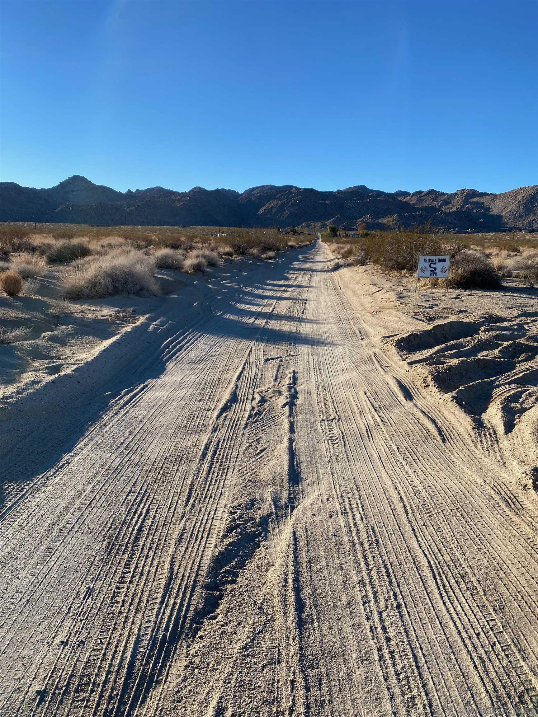 Detail Gallery Image 19 of 32 For , Joshua Tree,  CA 92252 - – Beds | – Baths
