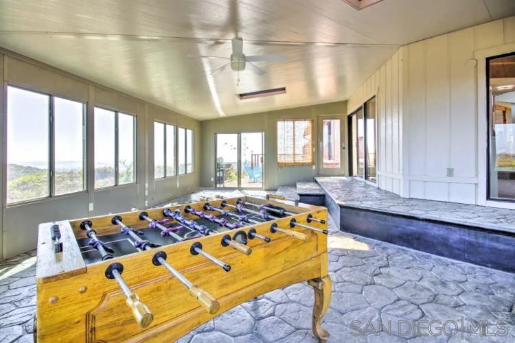 Detail Gallery Image 19 of 75 For 404  Hidden Valley Rd, Moss Landing,  CA 95039 - 4 Beds | 4/1 Baths