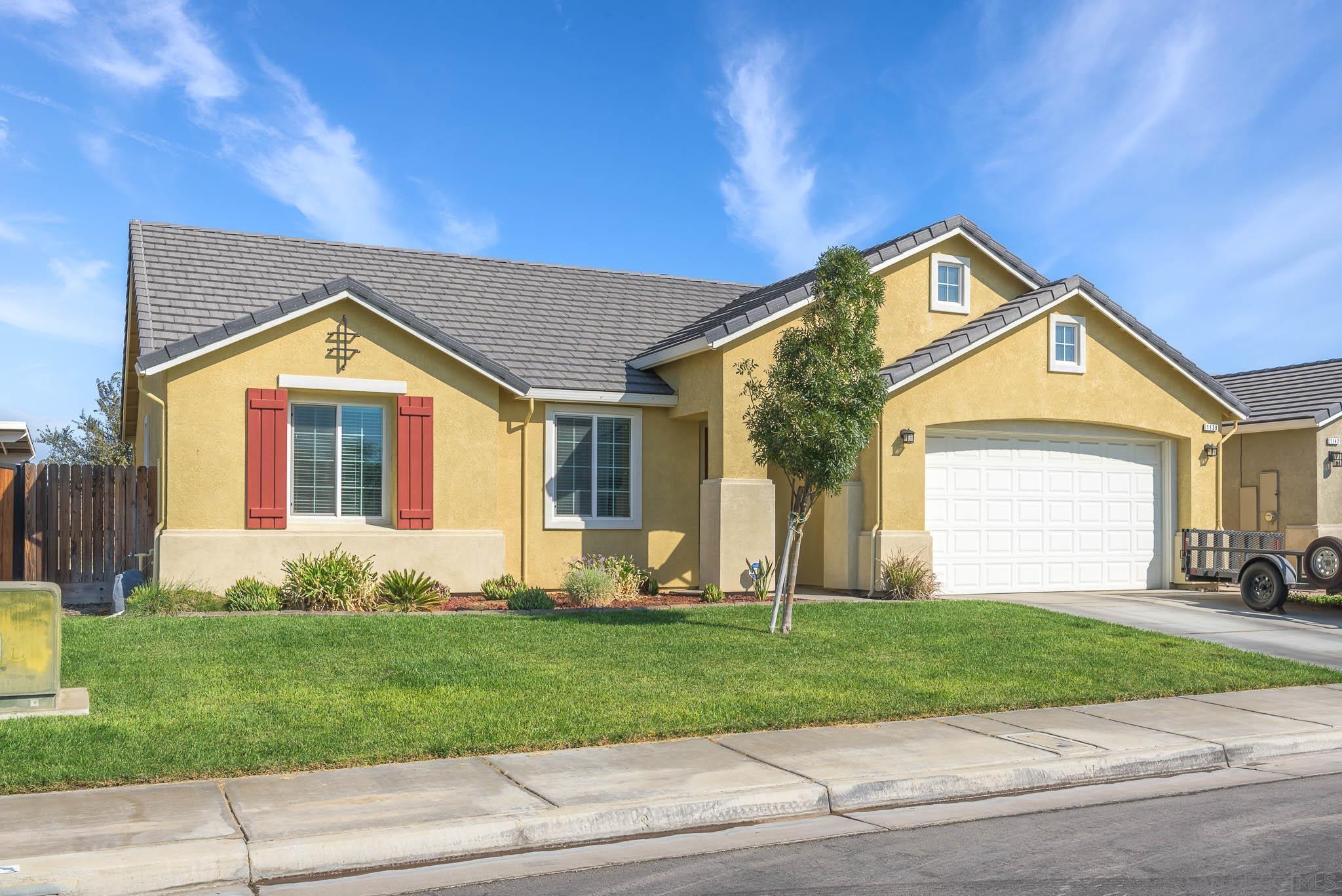 Detail Gallery Image 1 of 1 For 1138  Fume Blanc St, Los Banos,  CA 93635 - 3 Beds | 2 Baths