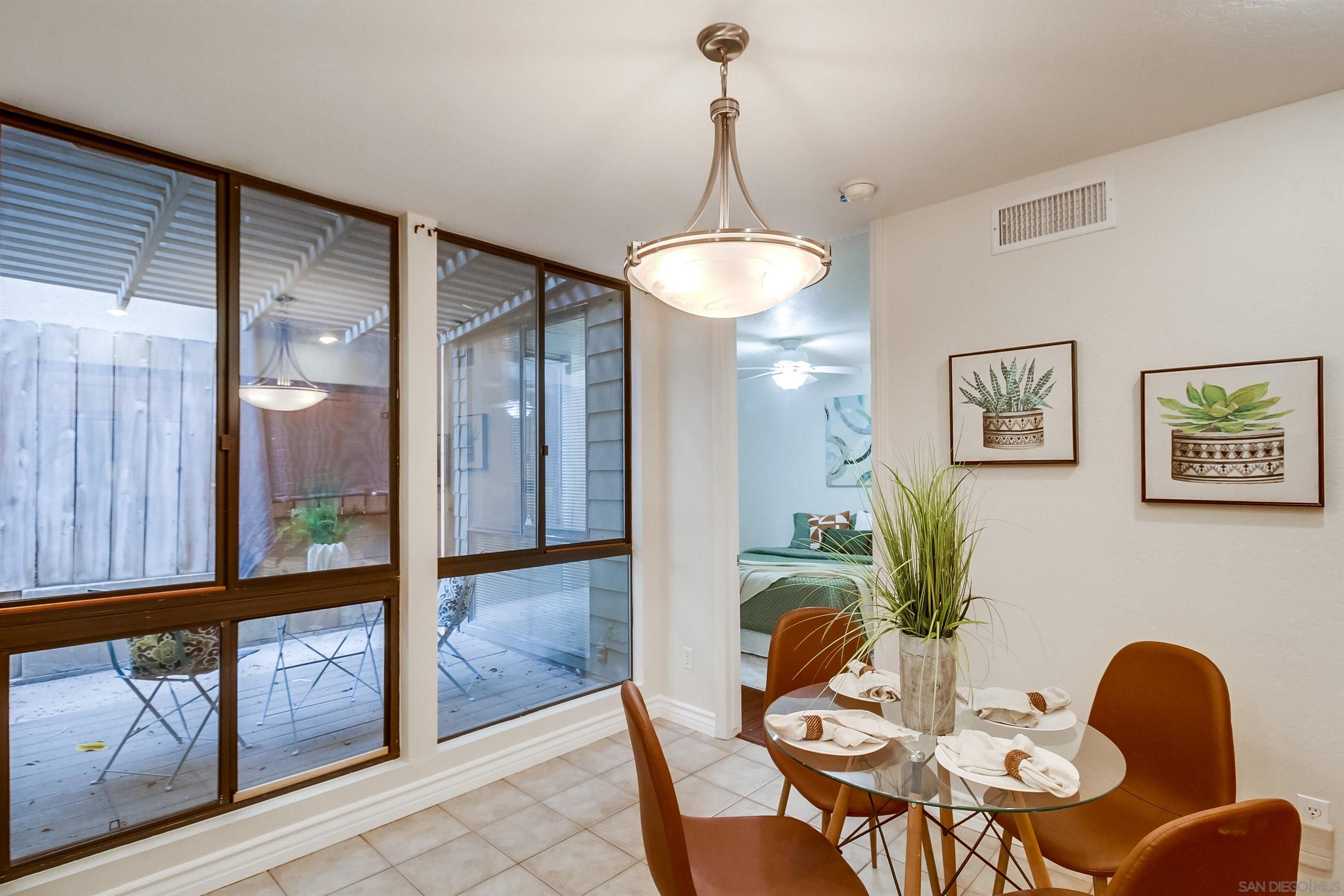 Detail Gallery Image 11 of 42 For 3675  7th Avenue  C, San Diego,  CA 92103 - 3 Beds | 2 Baths