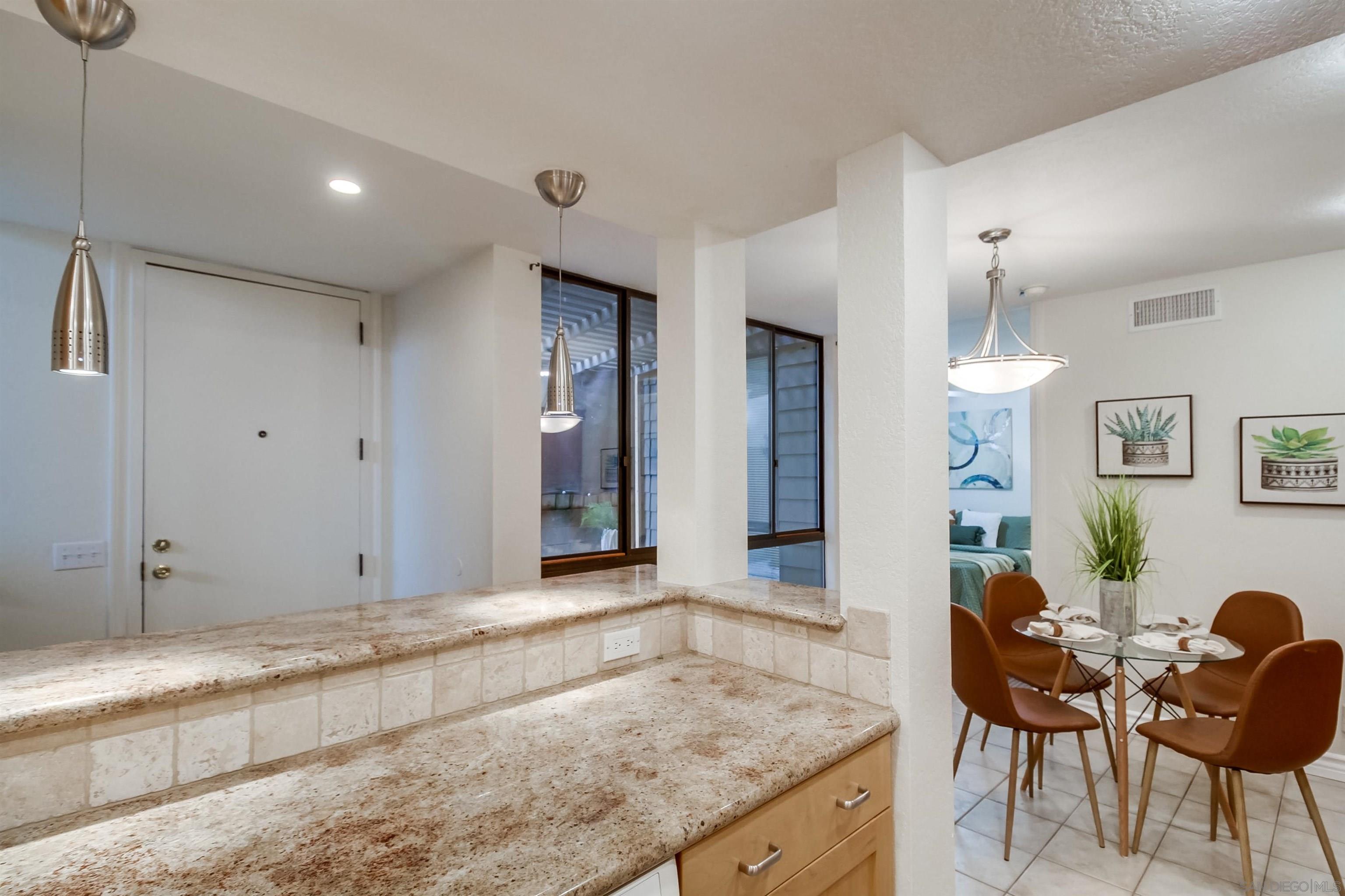 Detail Gallery Image 12 of 42 For 3675  7th Avenue  C, San Diego,  CA 92103 - 3 Beds | 2 Baths