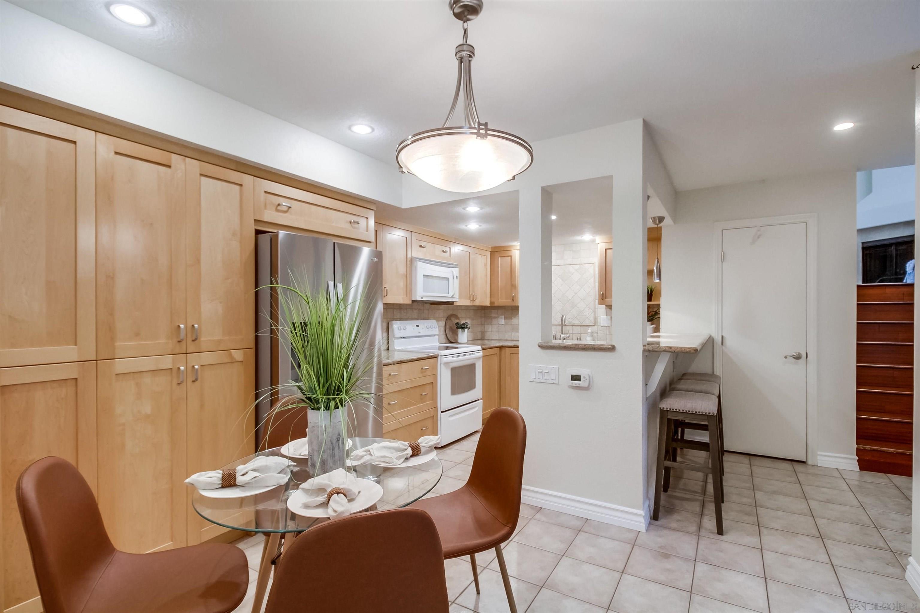 Detail Gallery Image 13 of 42 For 3675  7th Avenue  C, San Diego,  CA 92103 - 3 Beds | 2 Baths