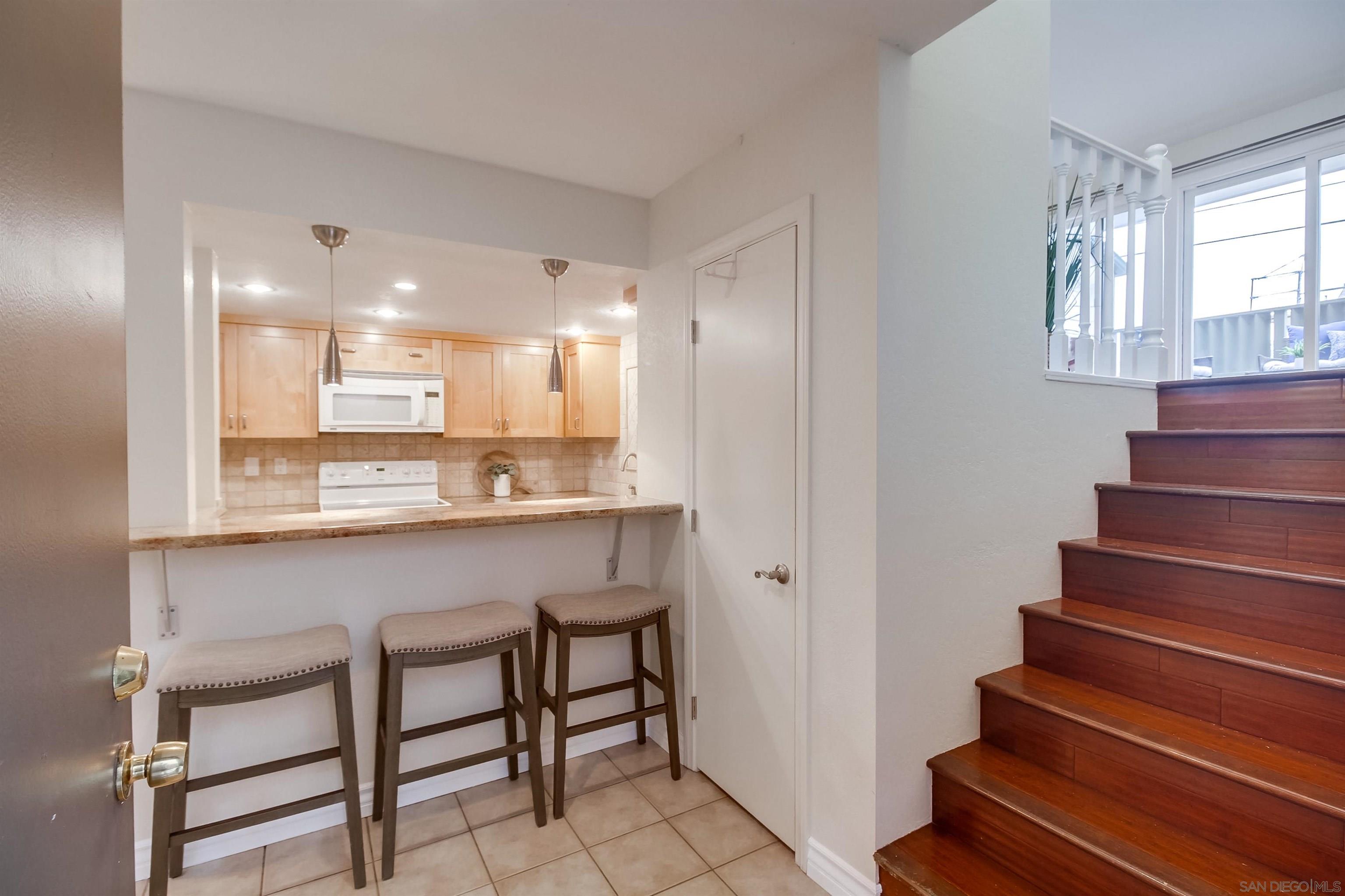 Detail Gallery Image 15 of 42 For 3675  7th Avenue  C, San Diego,  CA 92103 - 3 Beds | 2 Baths