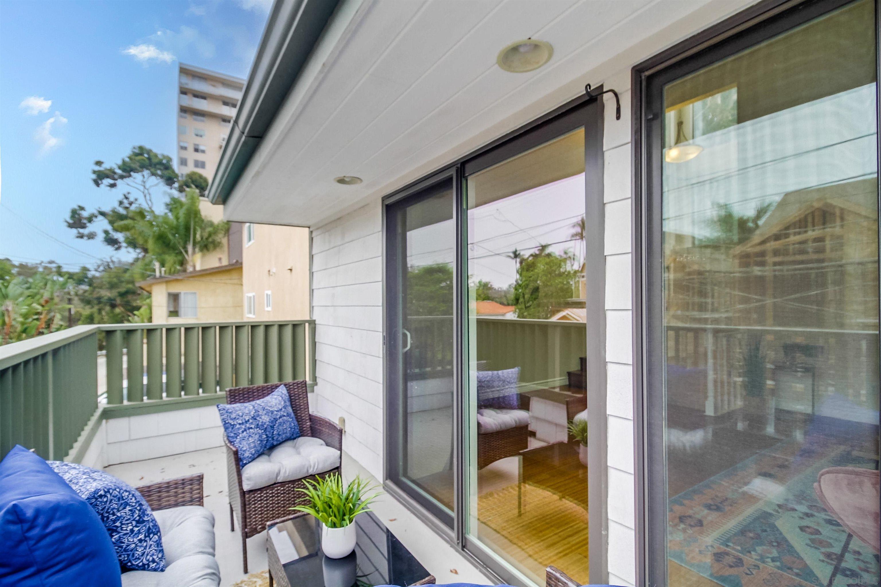 Detail Gallery Image 19 of 42 For 3675  7th Avenue  C, San Diego,  CA 92103 - 3 Beds | 2 Baths