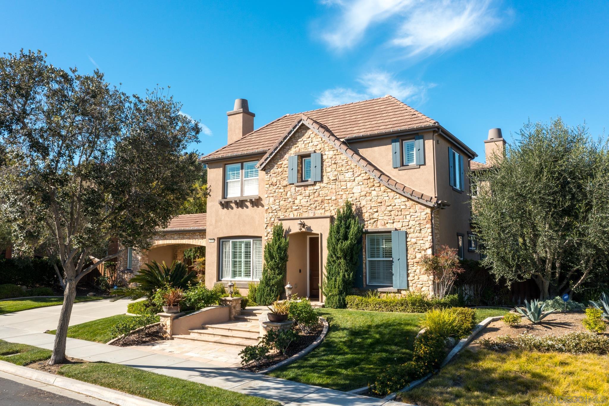 Detail Gallery Image 1 of 1 For 3234  Corte Aliso, Carlsbad,  CA 92009 - 5 Beds | 4/1 Baths