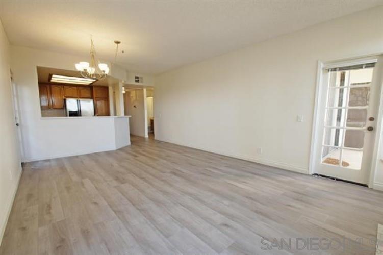 Detail Gallery Image 2 of 28 For 5865  Friars Rd  3114, San Diego,  CA 92110 - 2 Beds | 1/1 Baths