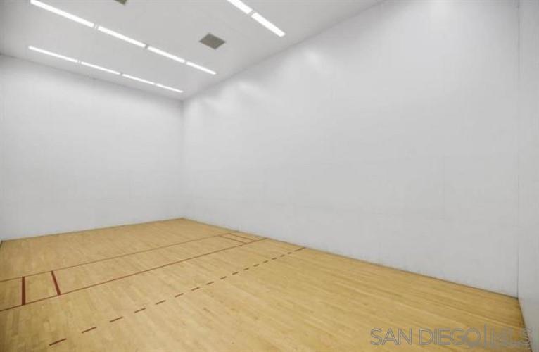 Detail Gallery Image 19 of 28 For 5865  Friars Rd  3114, San Diego,  CA 92110 - 2 Beds | 1/1 Baths