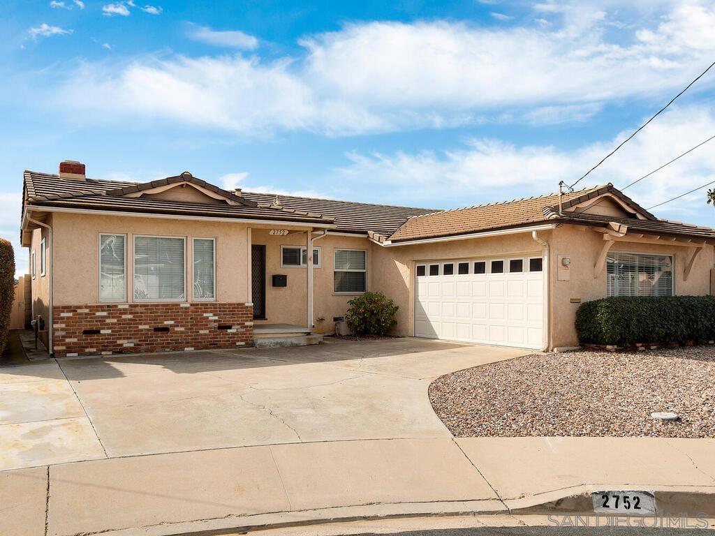 Detail Gallery Image 1 of 1 For 2752  Elyssee St, San Diego,  CA 92123 - 4 Beds | 2 Baths