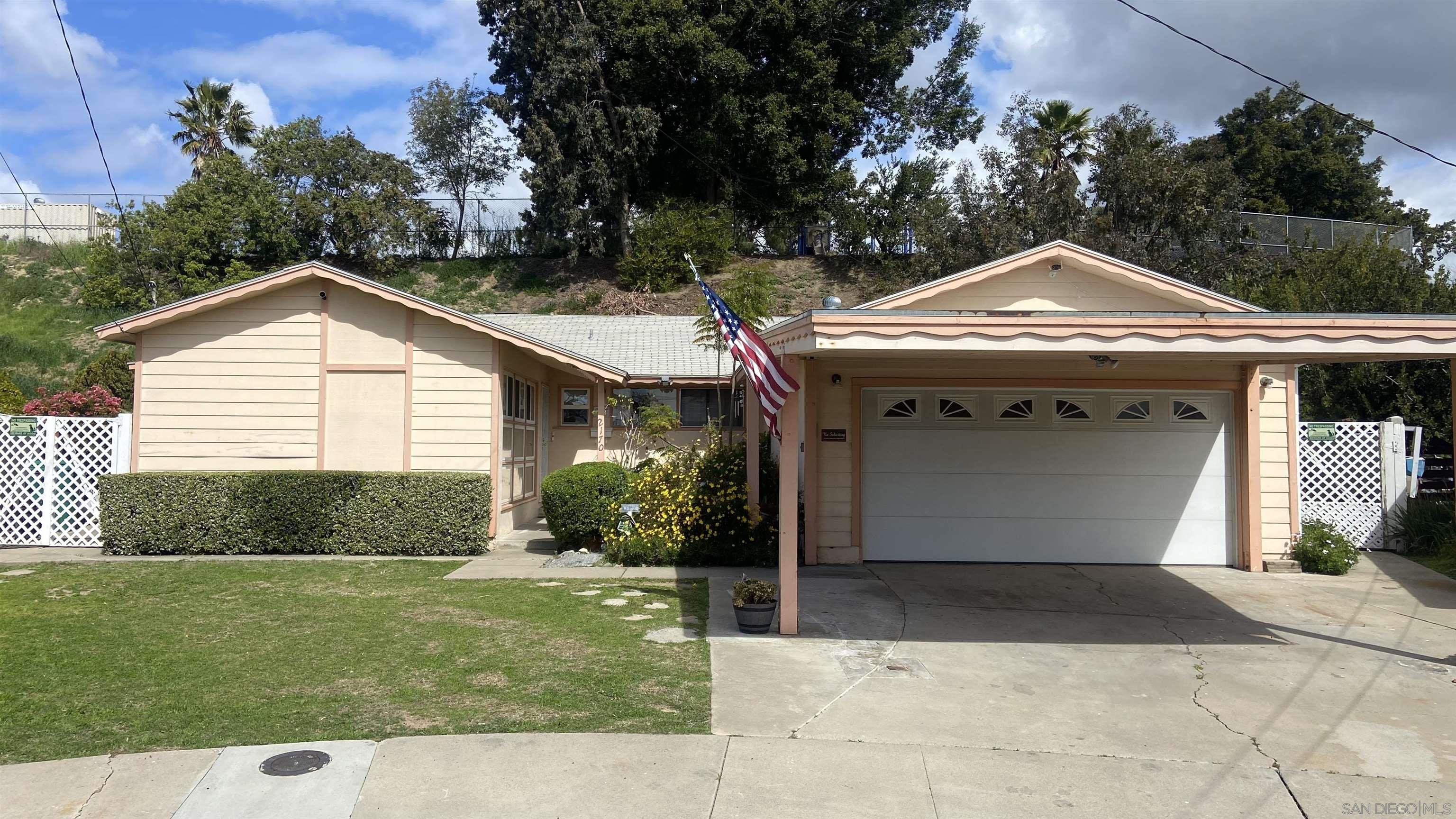 Detail Gallery Image 1 of 1 For 2170  Seagull Ln, San Diego,  CA 92123 - 4 Beds | 2/1 Baths