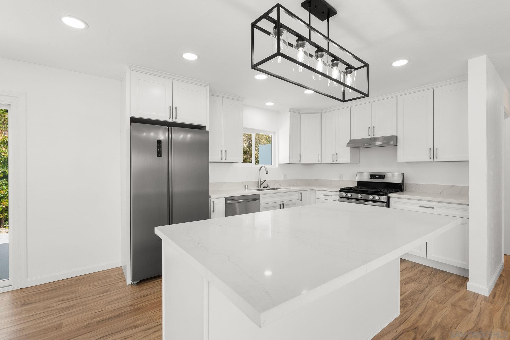 Detail Gallery Image 1 of 1 For 1630 S Juniper St, Escondido,  CA 92025 - – Beds | – Baths