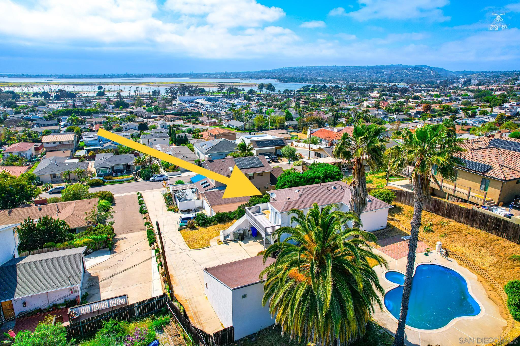 Detail Gallery Image 1 of 1 For 2045  Galveston St, San Diego,  CA 92110 - 2 Beds | 1 Baths