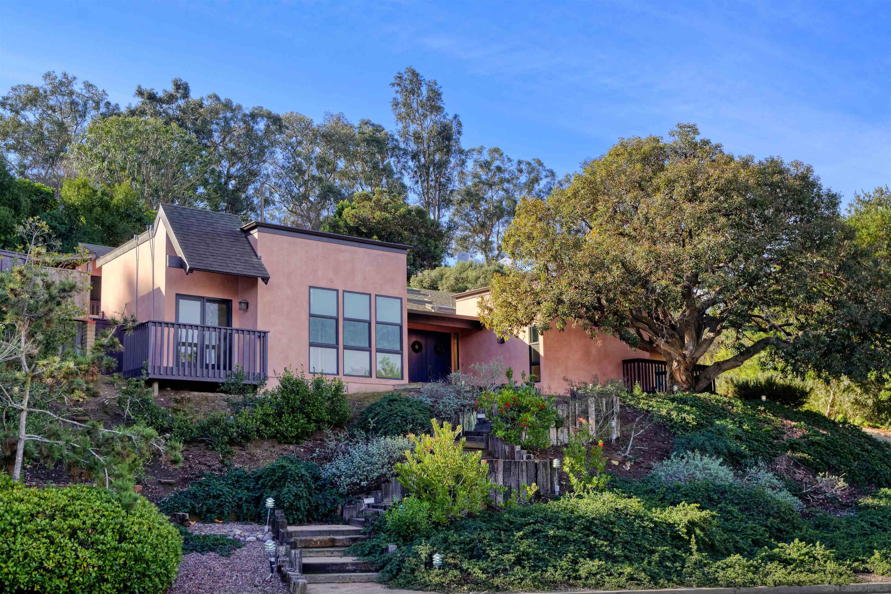 Detail Gallery Image 1 of 1 For 1653  El Paso Real, La Jolla,  CA 92037 - 5 Beds | 3/1 Baths