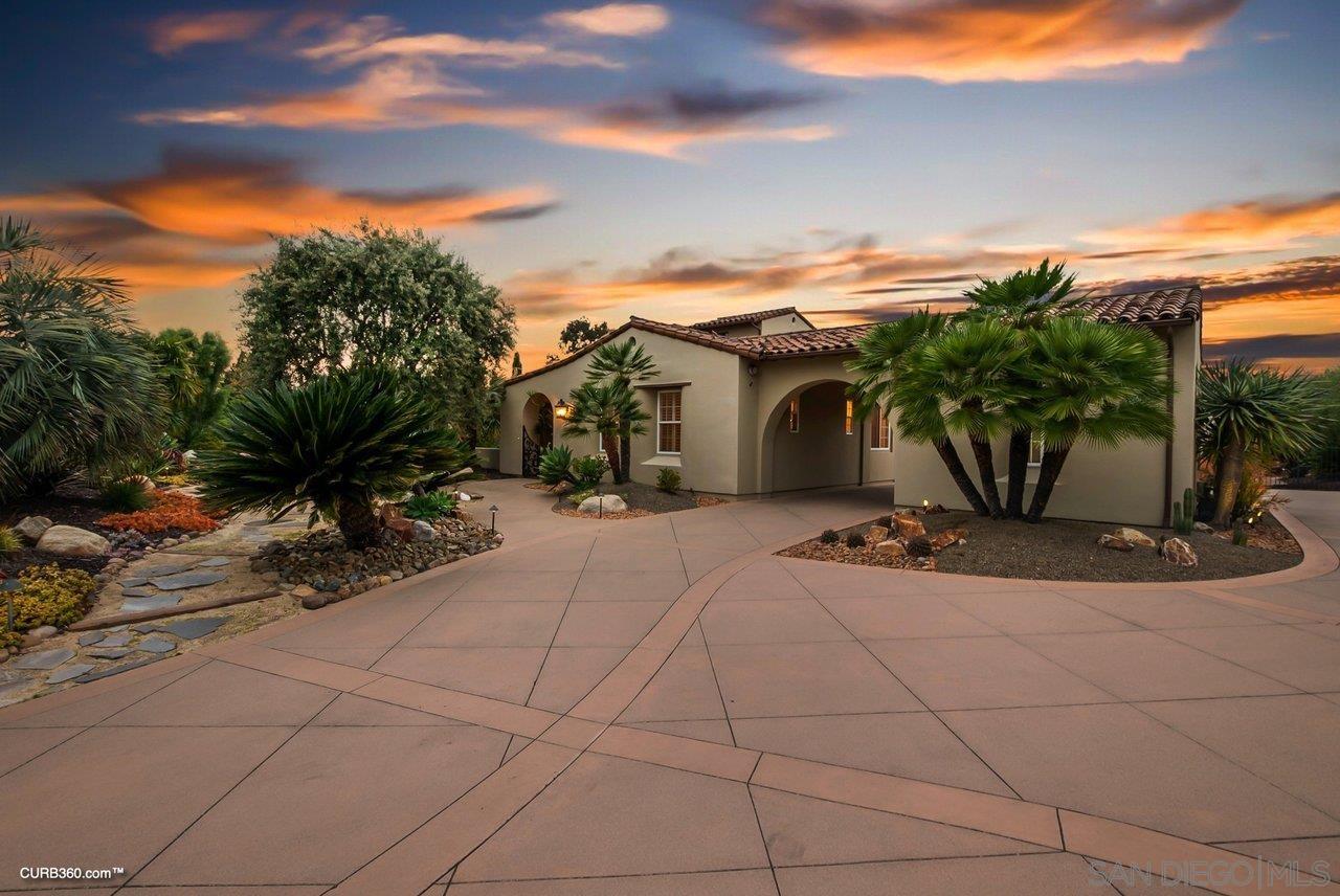 Detail Gallery Image 1 of 1 For 14203  Caminito Vistana, San Diego,  CA 92130 - 5 Beds | 4/1 Baths