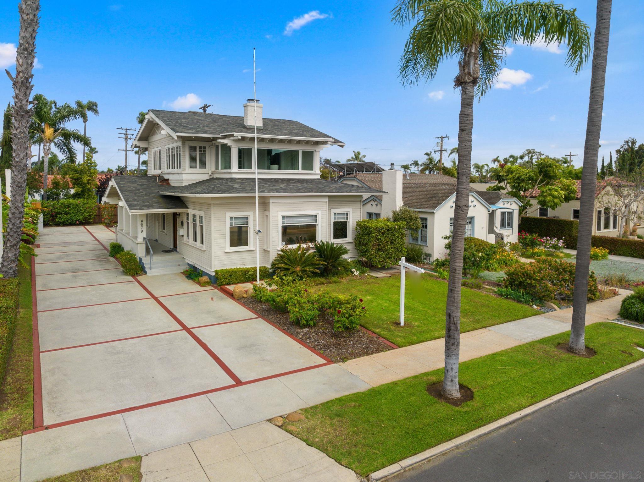 Detail Gallery Image 1 of 1 For 4679  Vista, San Diego,  CA 92116 - 3 Beds | 1/2 Baths