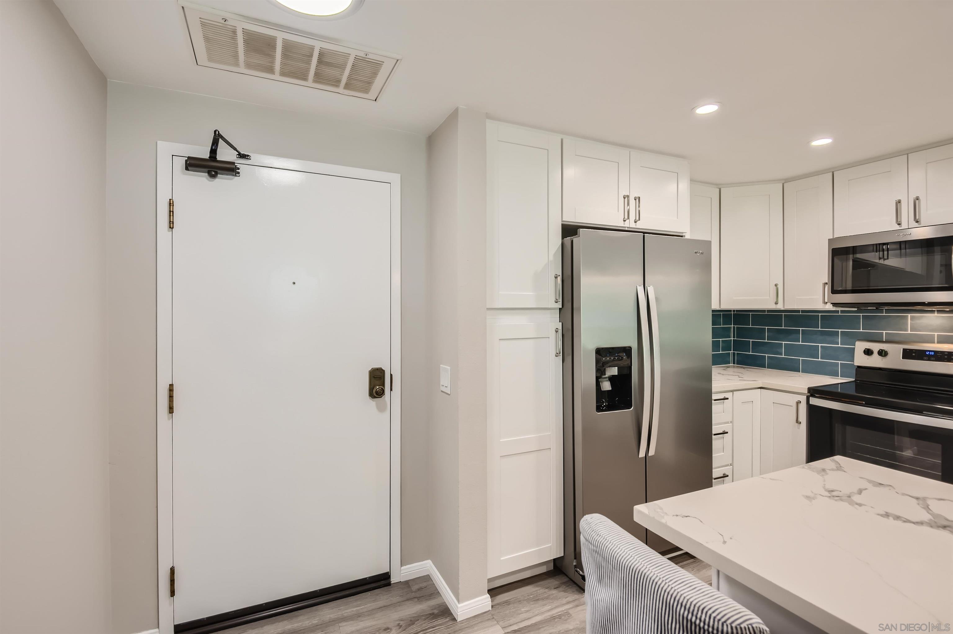 Detail Gallery Image 1 of 1 For 5875  Friars Rd  #4309,  San Diego,  CA 92110 - 1 Beds | 1/1 Baths