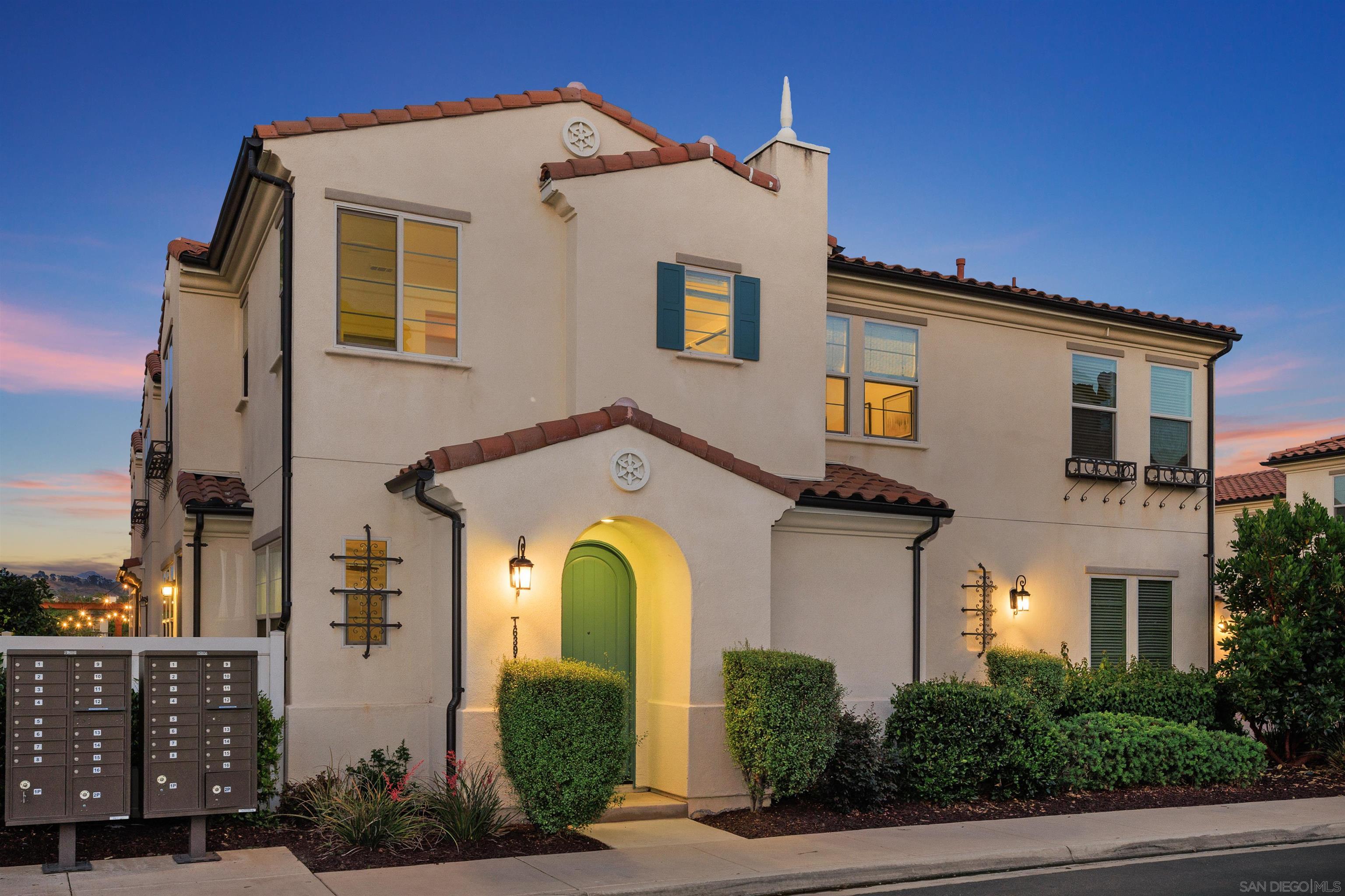 Detail Gallery Image 1 of 1 For 16391  Veridian Circle, San Diego,  CA 92127 - 3 Beds | 2/1 Baths