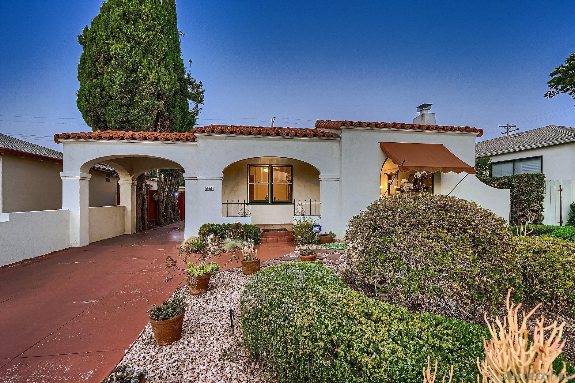 Detail Gallery Image 1 of 1 For 4611  El Cerrito Drive, San Diego,  CA 92115 - 3 Beds | 1/1 Baths