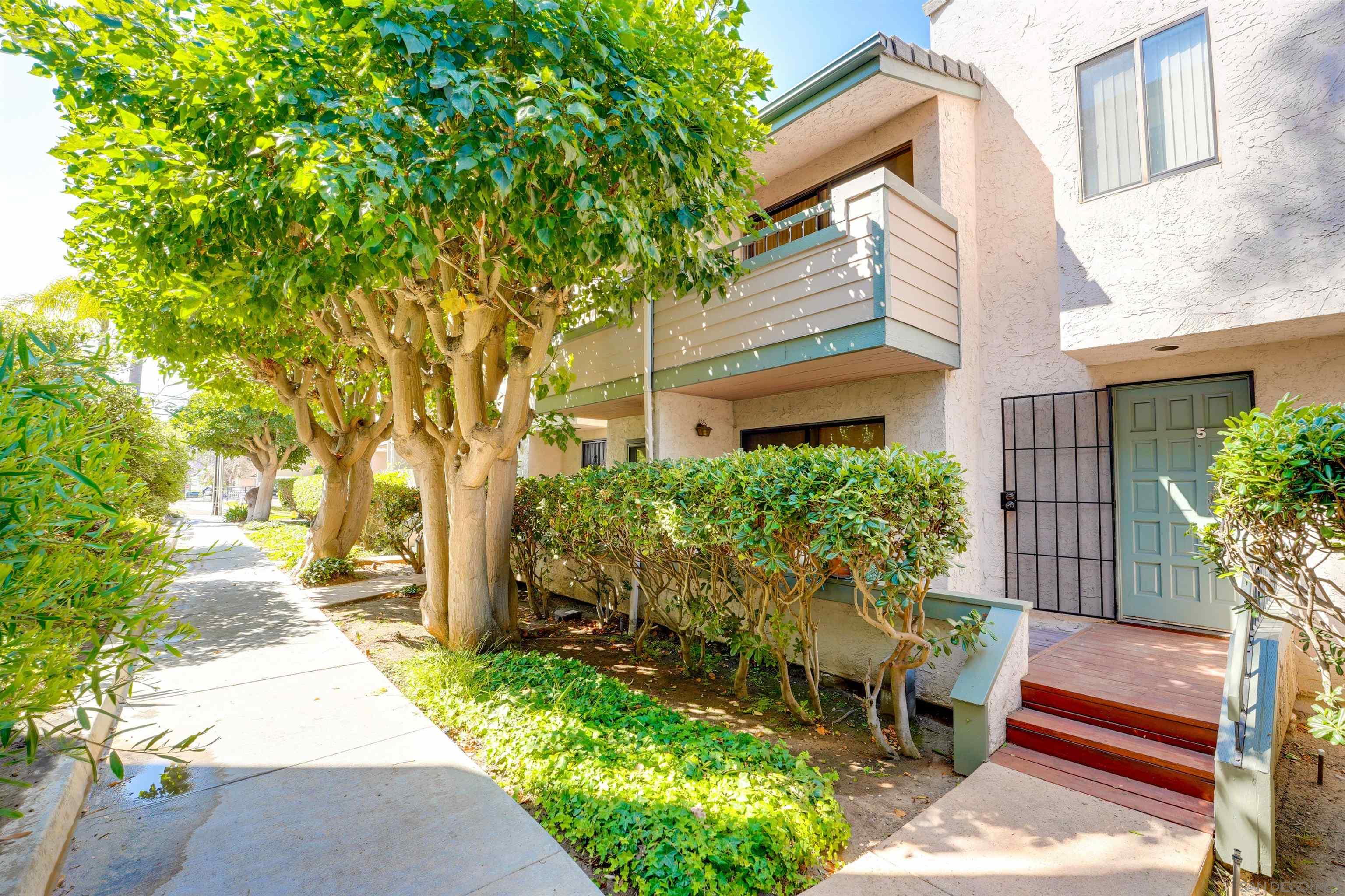 Detail Gallery Image 1 of 1 For 3444  Pringle Street  #5,  San Diego,  CA 92110 - 2 Beds | 2/1 Baths