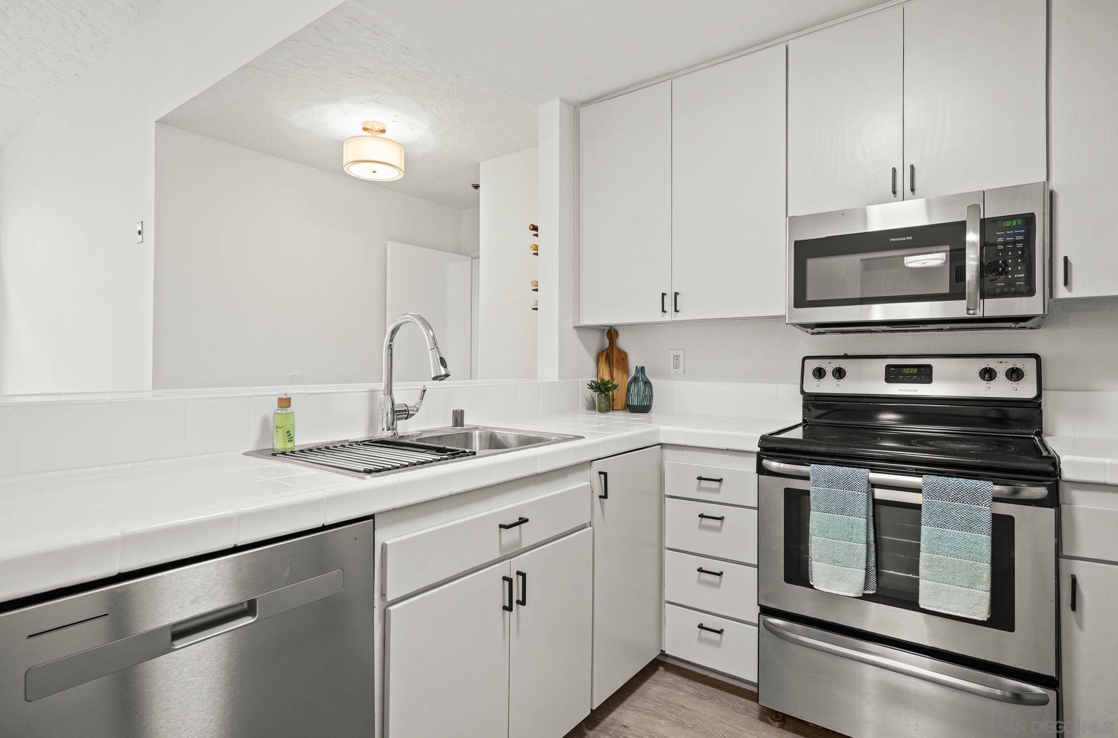 Detail Gallery Image 1 of 1 For 5995  Dandridge Ln  #159,  San Diego,  CA 92115 - 2 Beds | 2 Baths