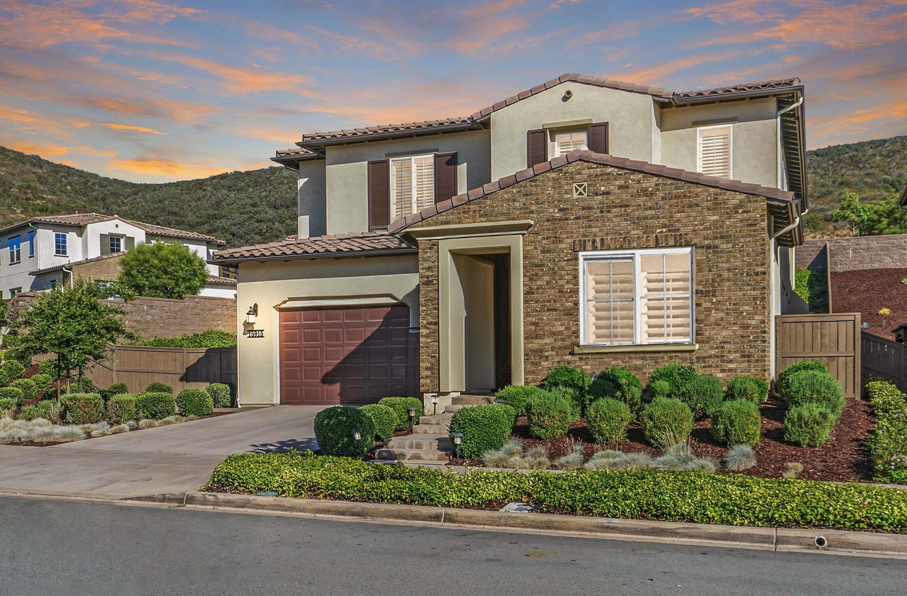 Detail Gallery Image 1 of 1 For 15915  Pomerol Lane, San Diego,  CA 92127 - 5 Beds | 3 Baths