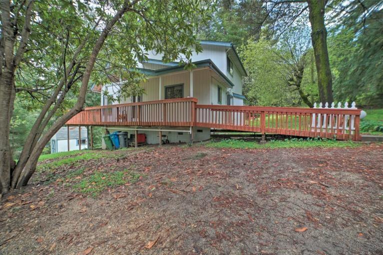 Detail Gallery Image 17 of 25 For 16885  Laurel Road, Los Gatos,  CA 95033 - 2 Beds | – Baths