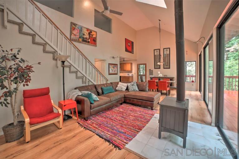 Detail Gallery Image 4 of 25 For 16885  Laurel Road, Los Gatos,  CA 95033 - 2 Beds | – Baths