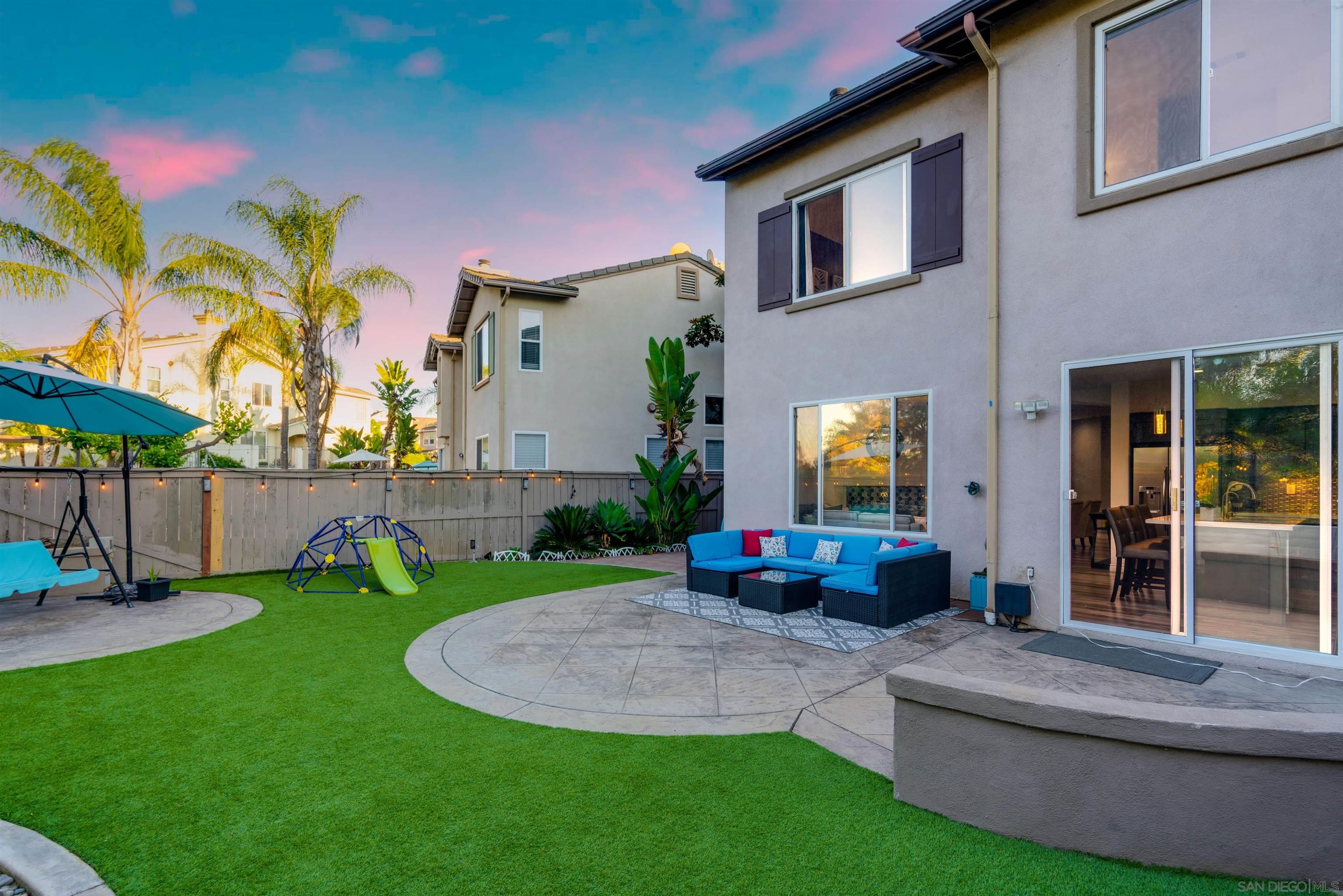 Detail Gallery Image 1 of 1 For 10558  Clasico Ct, San Diego,  CA 92127 - 4 Beds | 2/1 Baths