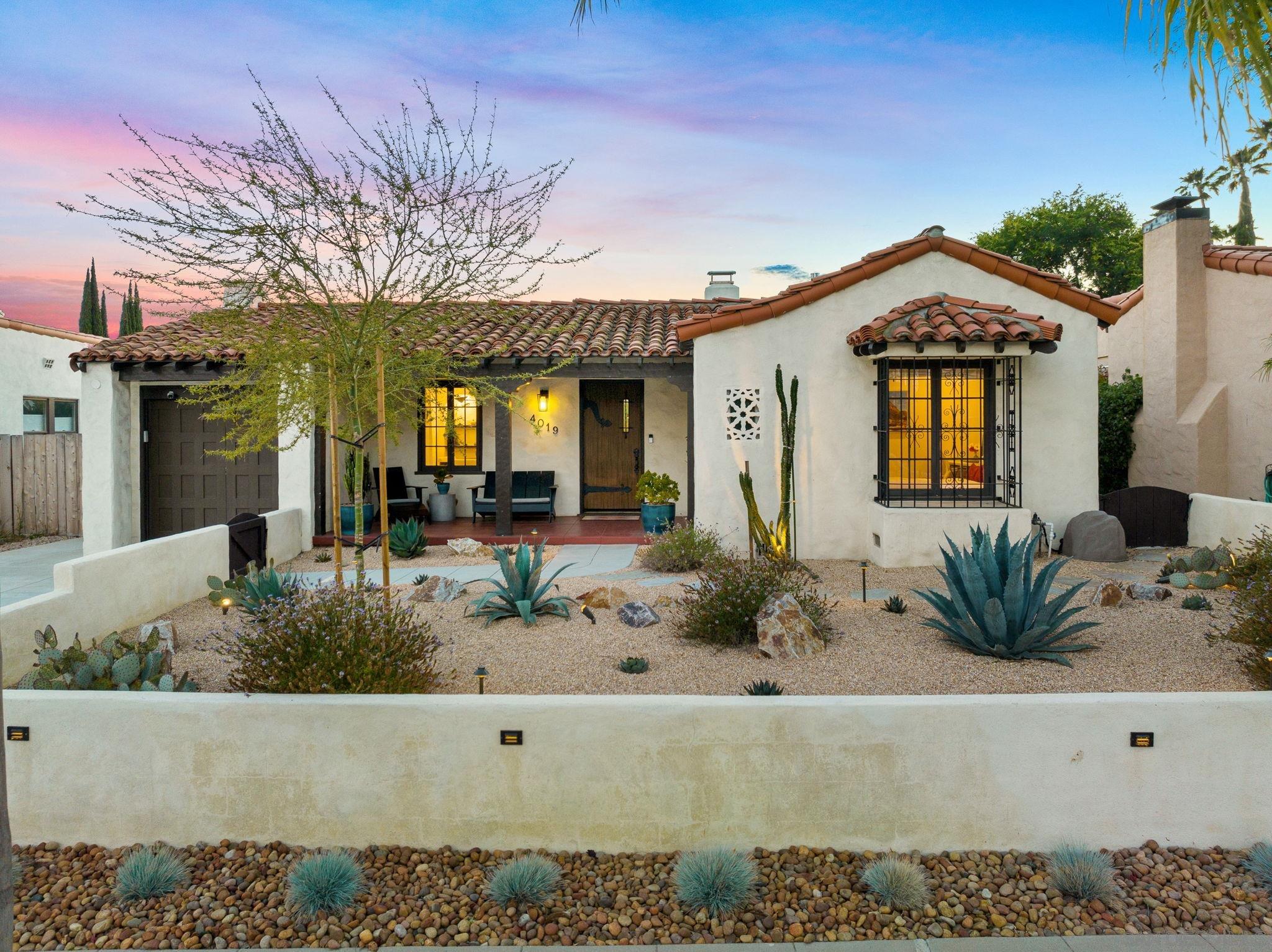 Detail Gallery Image 1 of 1 For 4019 S Hempstead Circle, San Diego,  CA 92116 - 3 Beds | 2 Baths