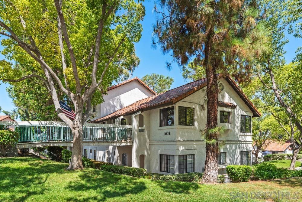 Detail Gallery Image 1 of 1 For 16238  Avenida Venusto  #D,  San Diego,  CA 92128 - 2 Beds | 2 Baths