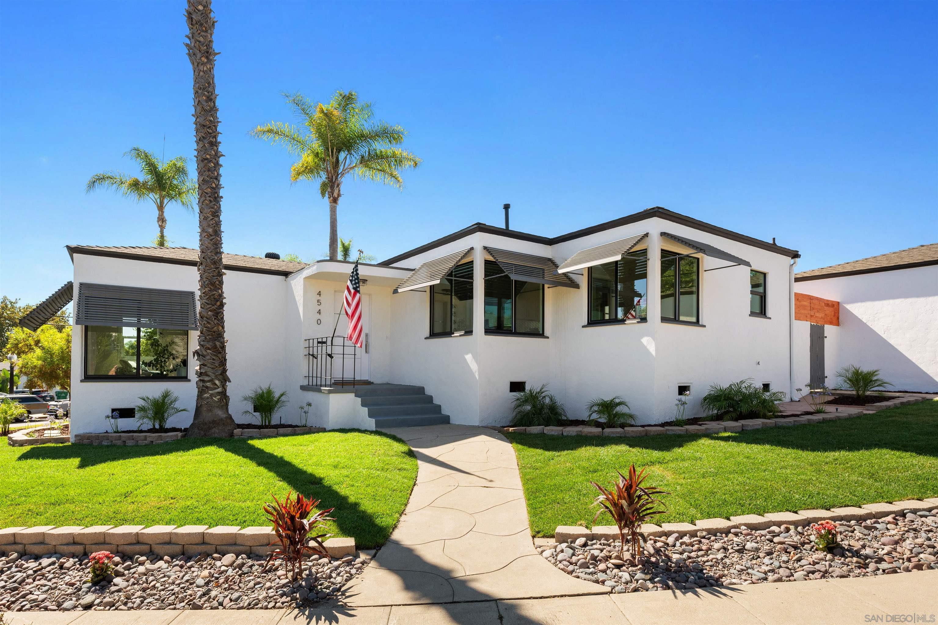 Detail Gallery Image 1 of 1 For 4540  47th, San Diego,  CA 92115 - 3 Beds | 2 Baths