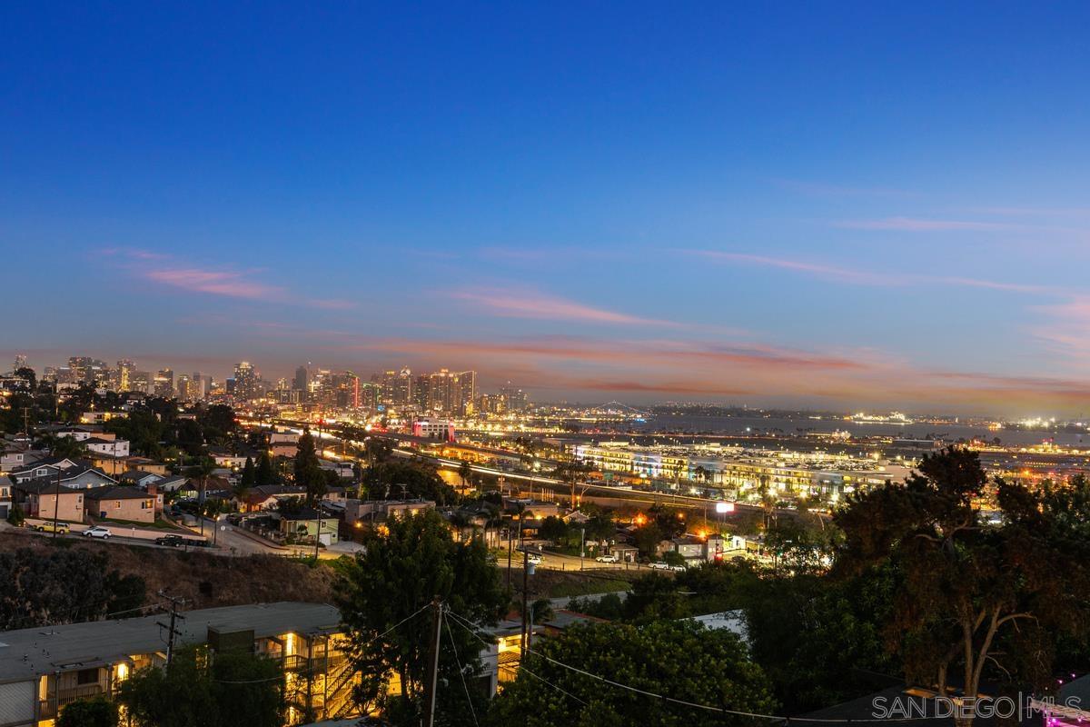 Detail Gallery Image 1 of 1 For 1782  Guy Street, San Diego,  CA 92110 - 3 Beds | 2/1 Baths