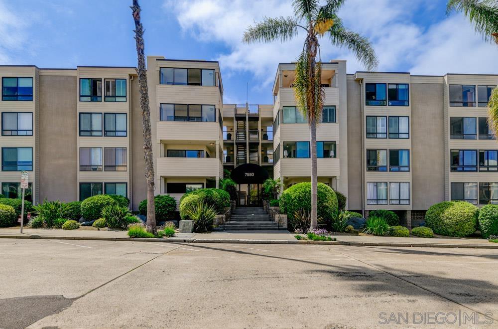 Detail Gallery Image 1 of 1 For 7550  Eads Ave  #305,  La Jolla,  CA 92037 - 2 Beds | 2 Baths