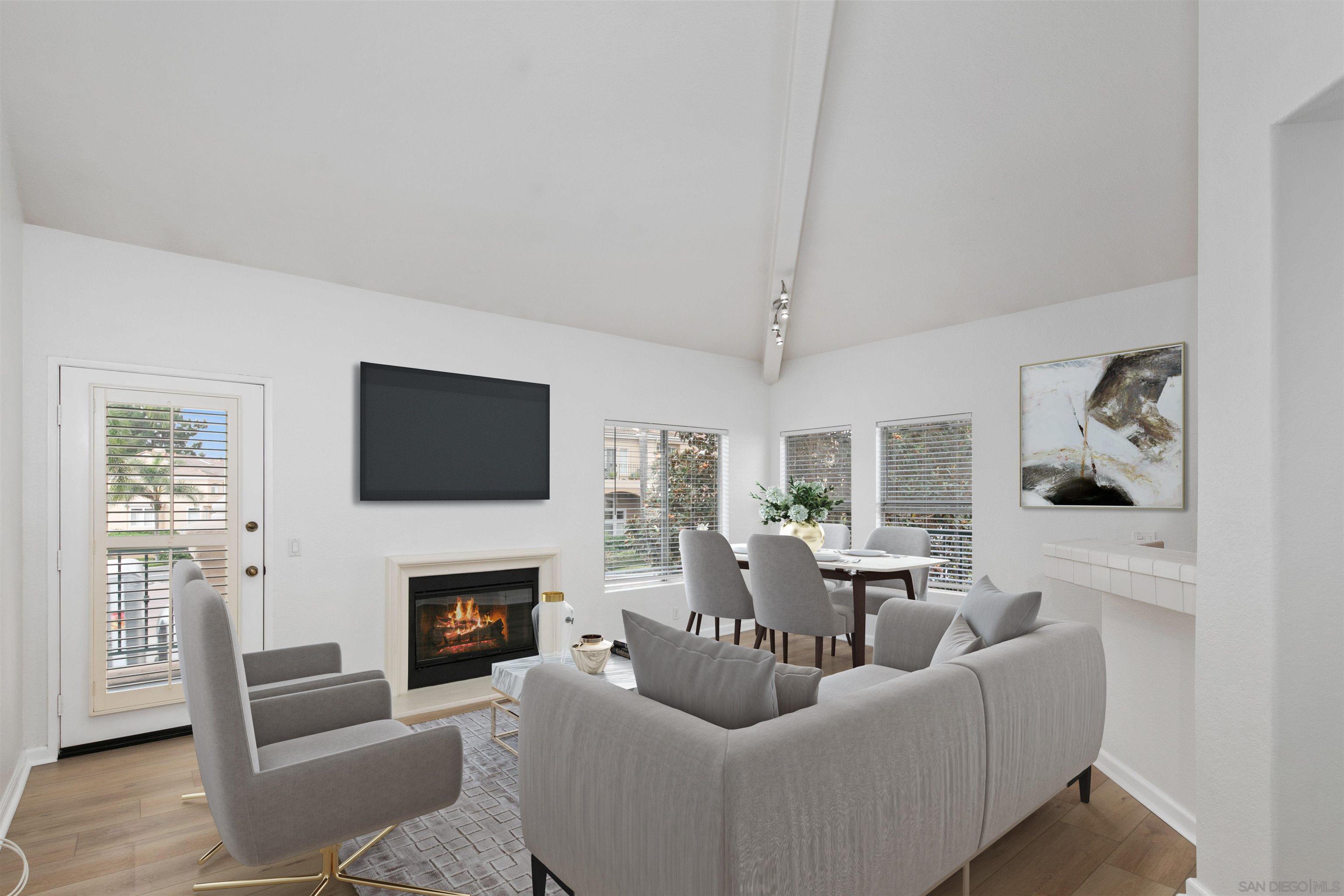 Detail Gallery Image 1 of 1 For 7205  Calabria Ct  9, San Diego,  CA 92122 - 2 Beds | 2 Baths