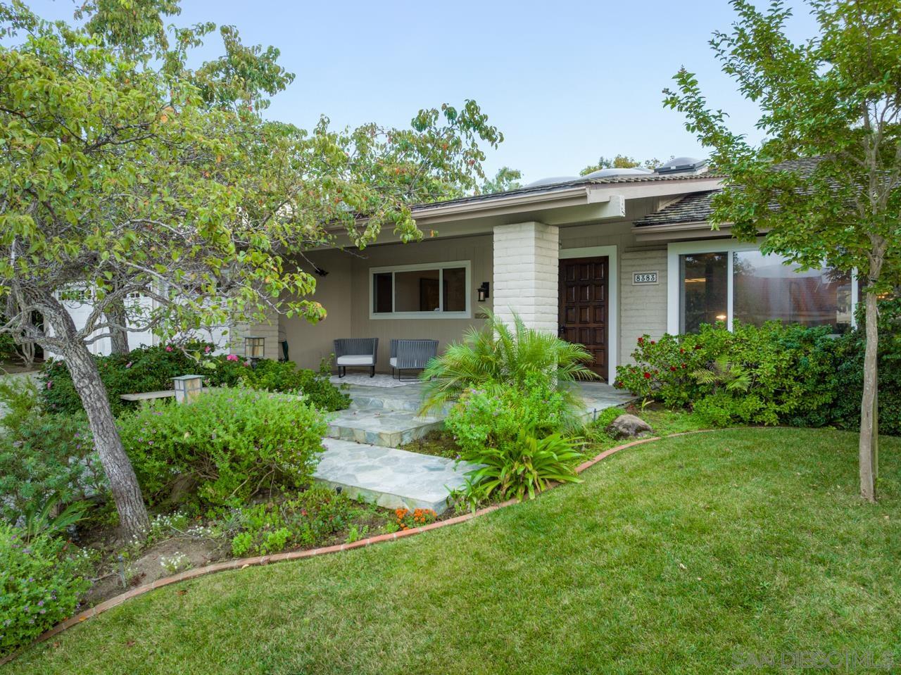 Detail Gallery Image 1 of 1 For 8383  Cliffridge Ln, La Jolla,  CA 92037 - 4 Beds | 2/1 Baths