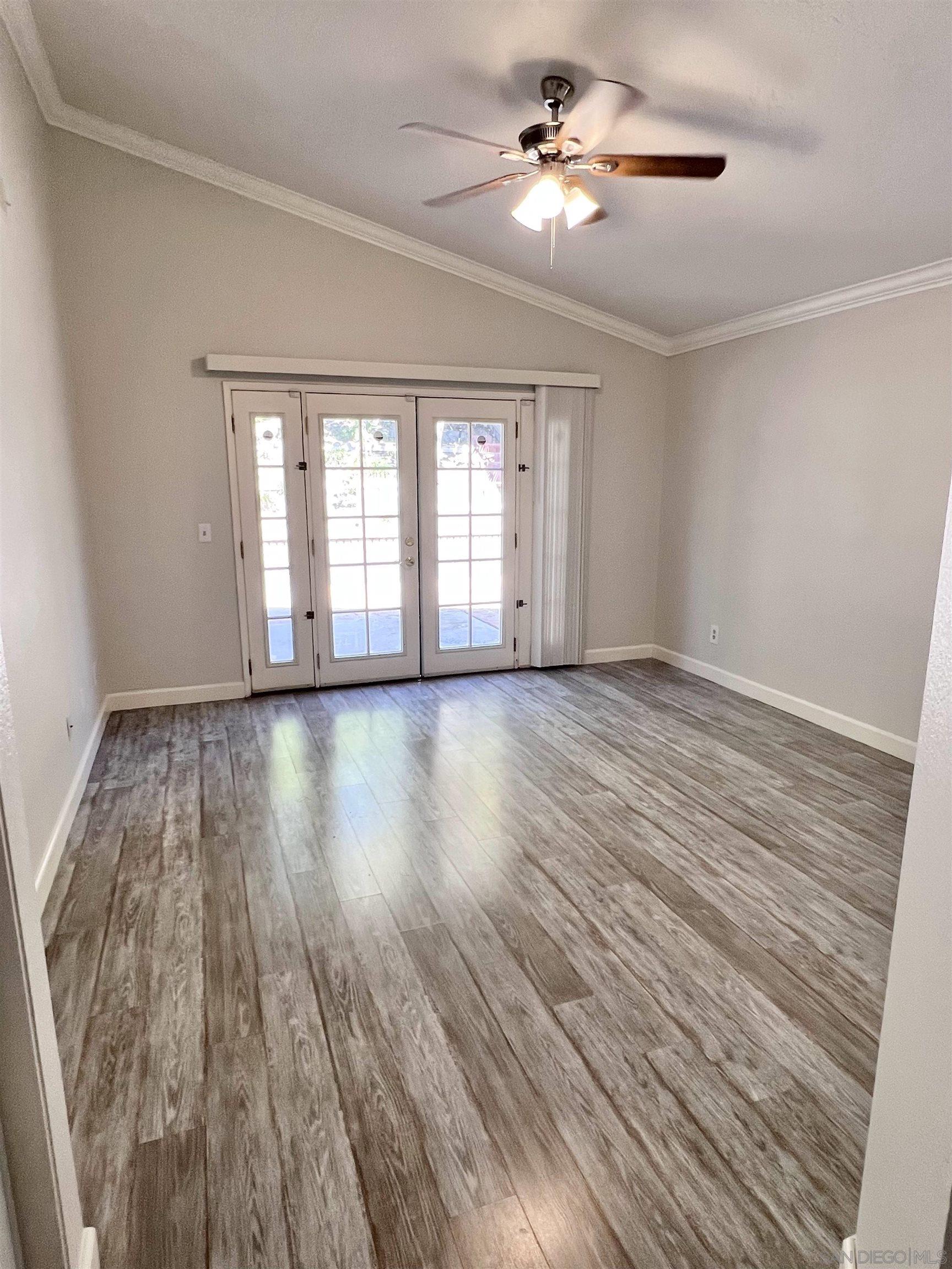 Detail Gallery Image 13 of 40 For 12168  Waverly Downs Ln, San Diego,  CA 92128 - 3 Beds | 2 Baths