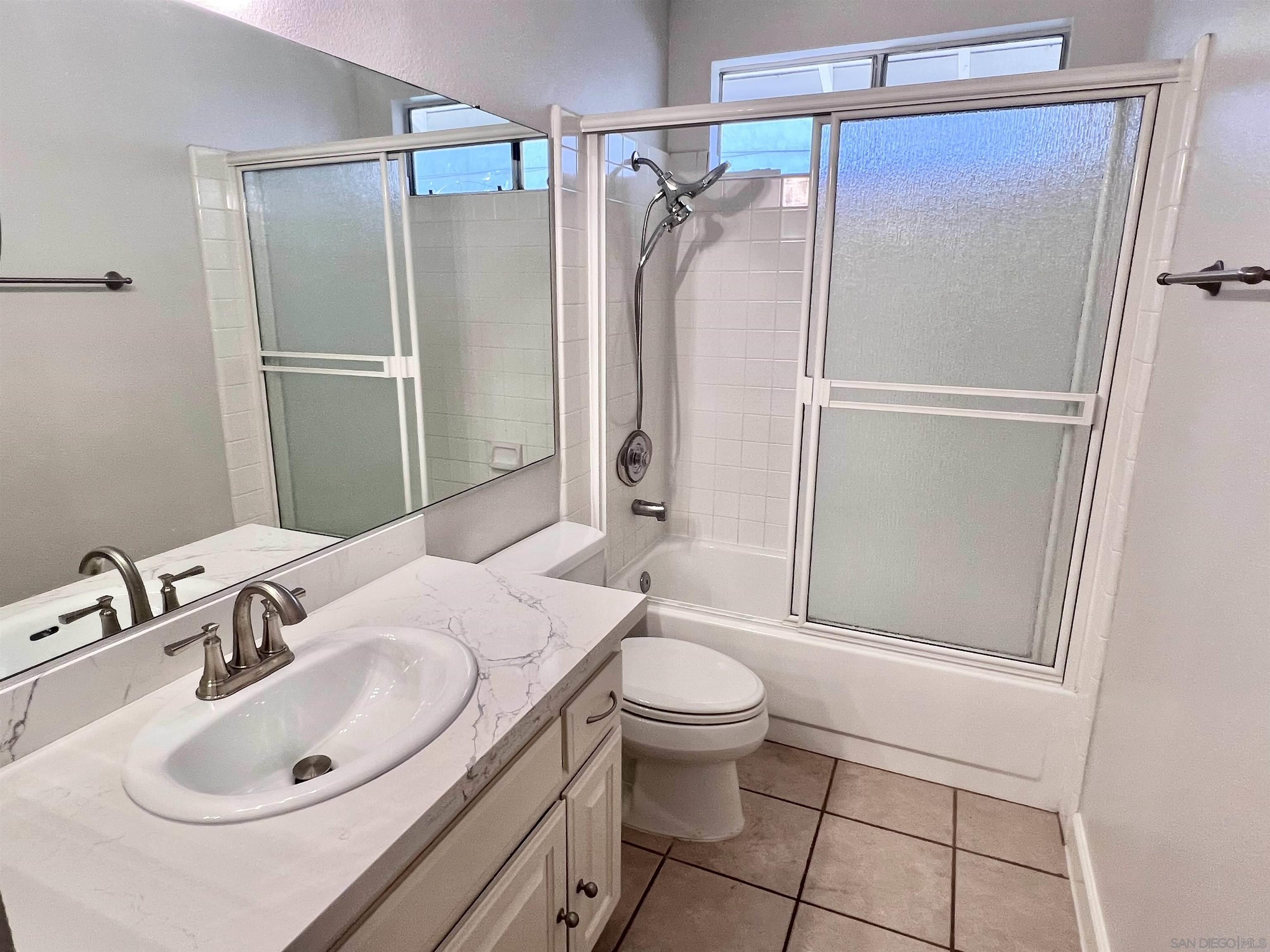 Detail Gallery Image 23 of 40 For 12168  Waverly Downs Ln, San Diego,  CA 92128 - 3 Beds | 2 Baths