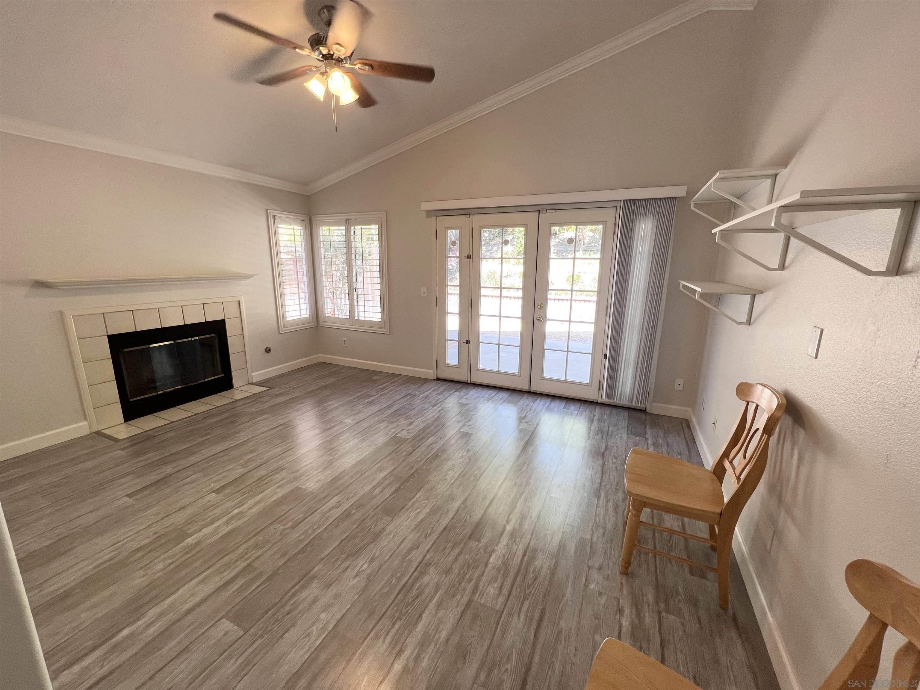 Detail Gallery Image 8 of 40 For 12168  Waverly Downs Ln, San Diego,  CA 92128 - 3 Beds | 2 Baths