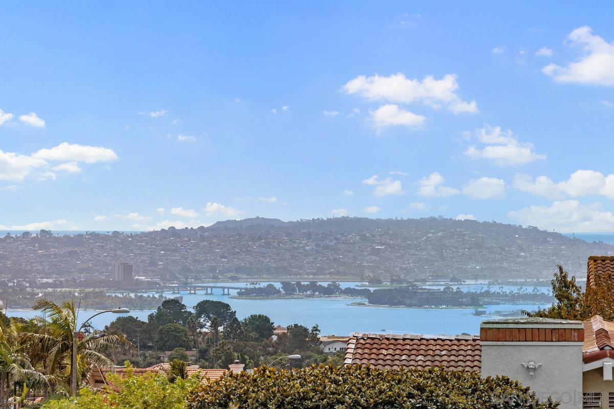 Detail Gallery Image 1 of 1 For 1815  Caminito Amergon, La Jolla,  CA 92037 - 3 Beds | 2 Baths