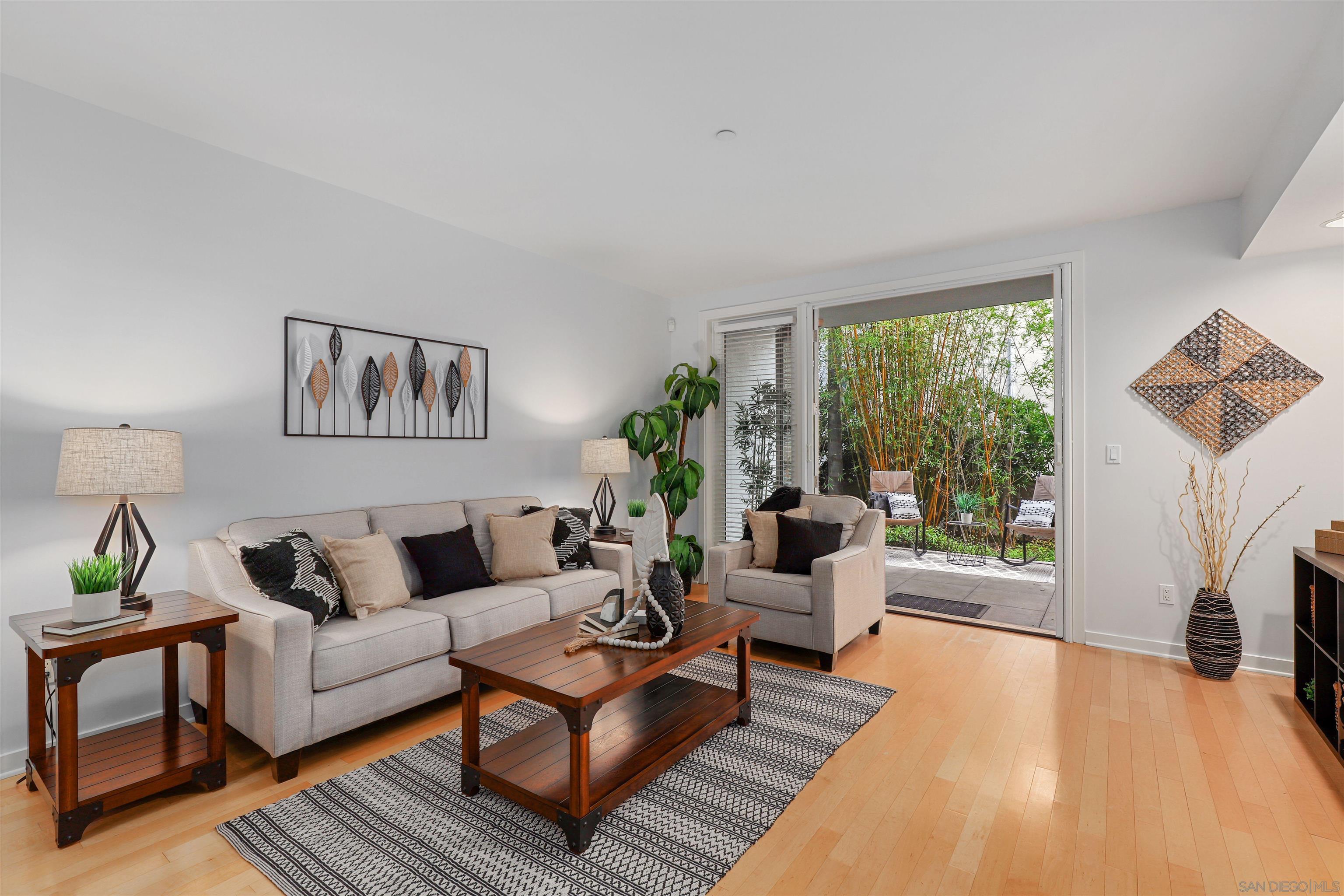 Detail Gallery Image 1 of 1 For 5410  La Jolla Blvd  #A103,  La Jolla,  CA 92037 - 2 Beds | 2 Baths