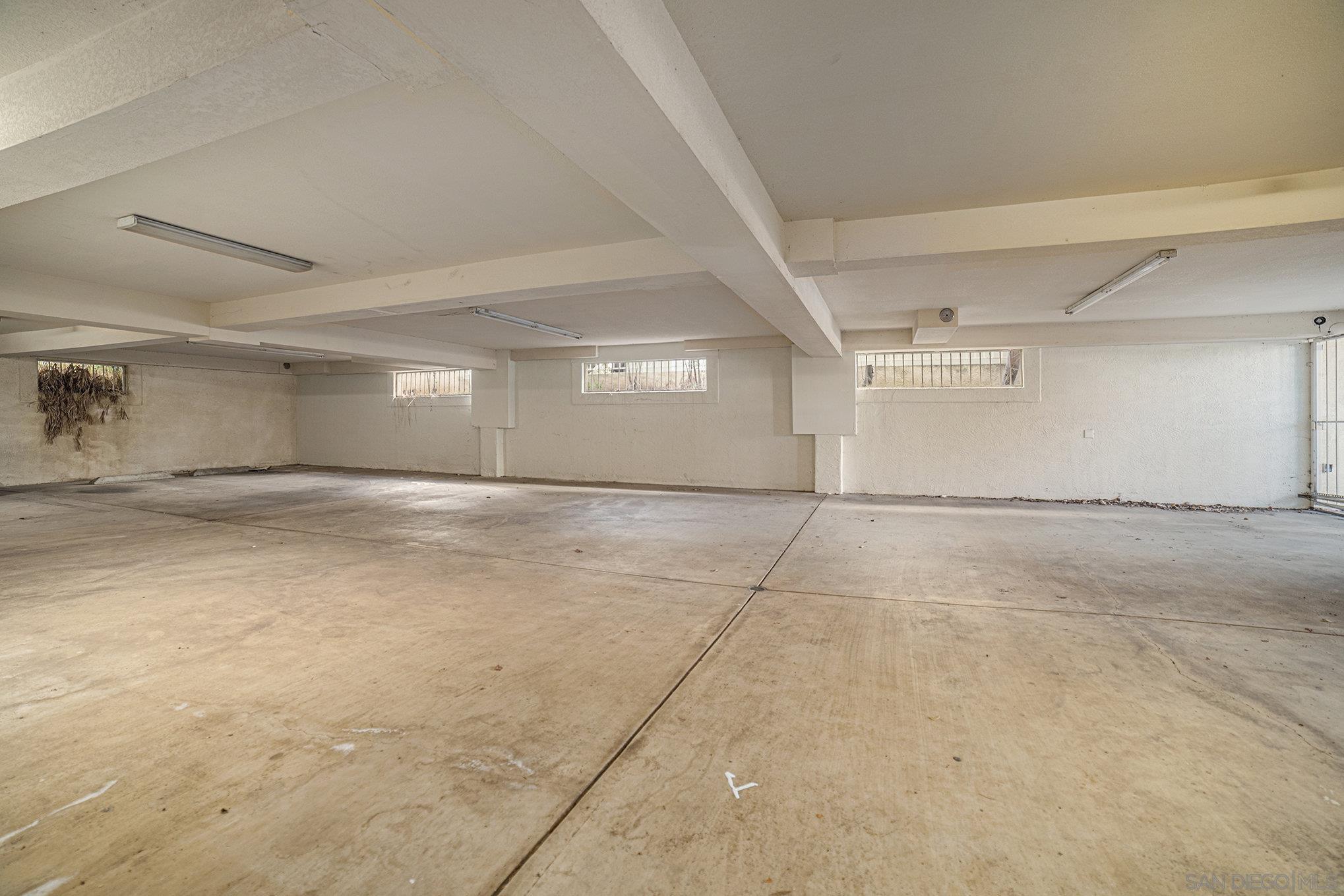 Detail Gallery Image 29 of 39 For 1268-74  Locust St, San Diego,  CA 92106 - – Beds | – Baths