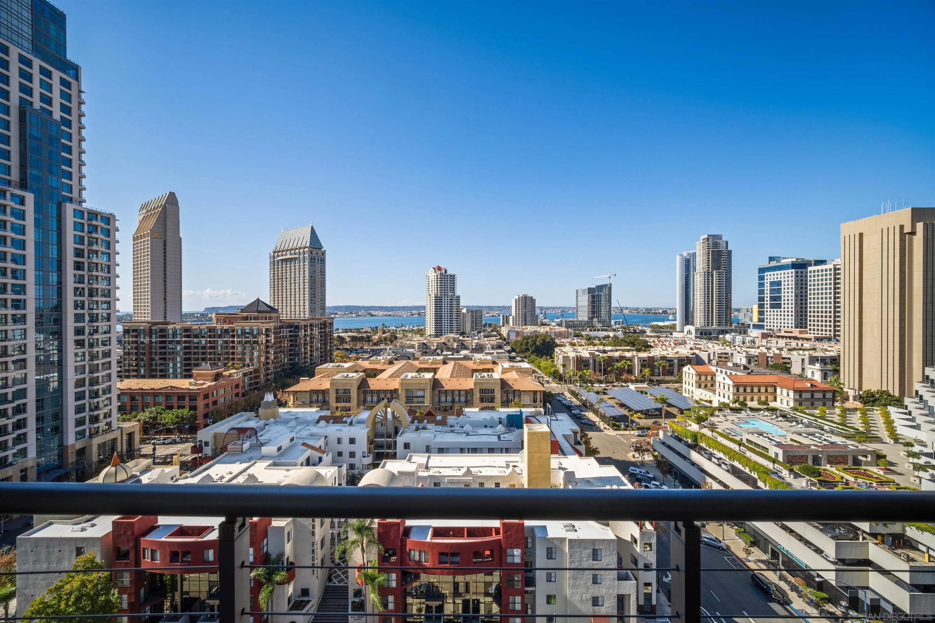 Detail Gallery Image 1 of 1 For 645  Front St  1506, San Diego,  CA 92101 - 2 Beds | 2/1 Baths