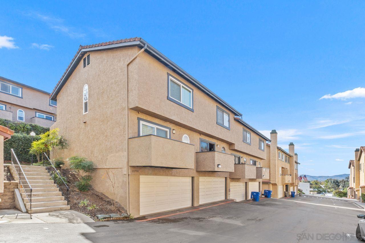 Detail Gallery Image 1 of 1 For 10781  Riderwood Ter  #B,  Santee,  CA 92071 - 2 Beds | 2/1 Baths