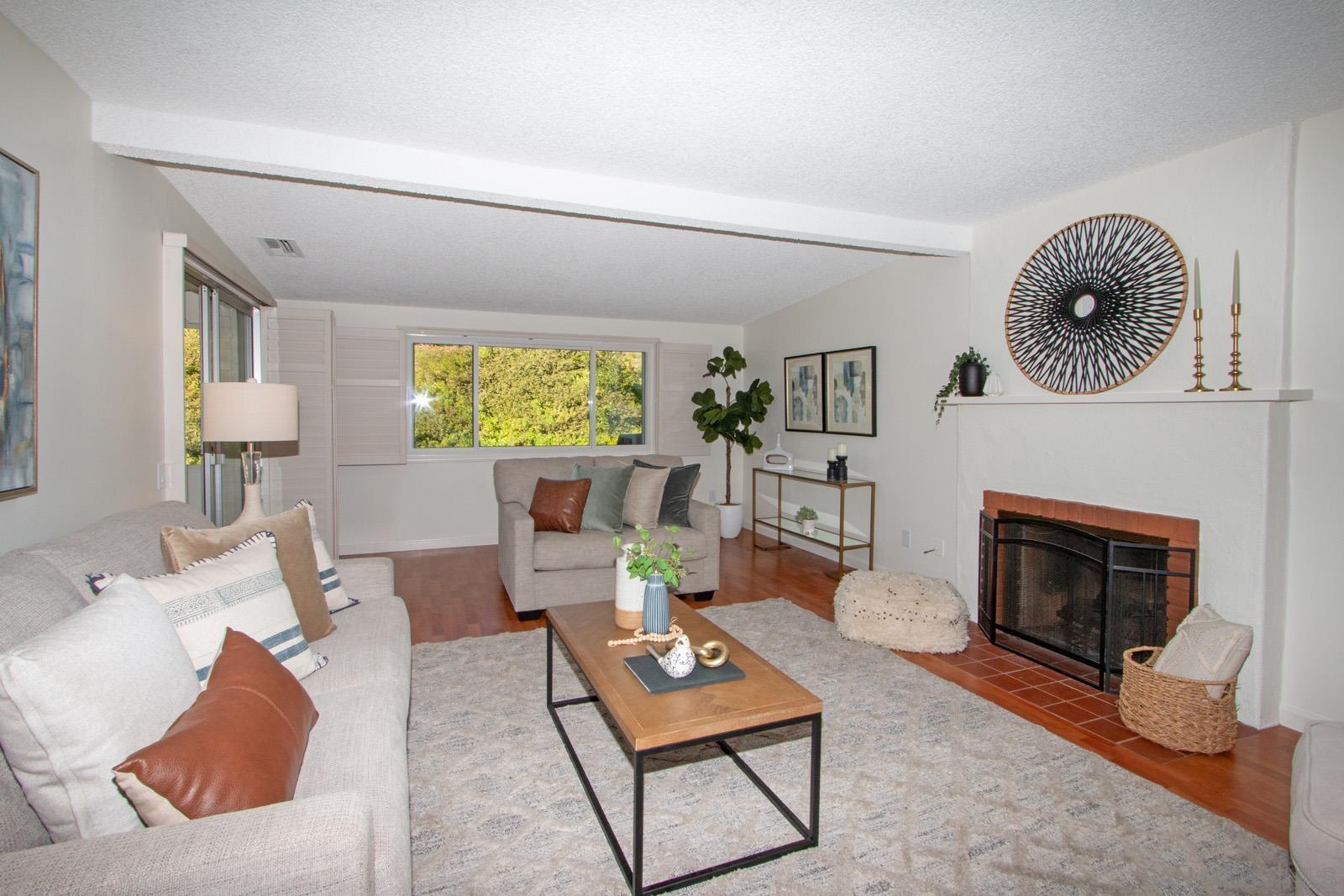 Detail Gallery Image 1 of 1 For 12448  Rios Rd, San Diego,  CA 92128 - 2 Beds | 2 Baths