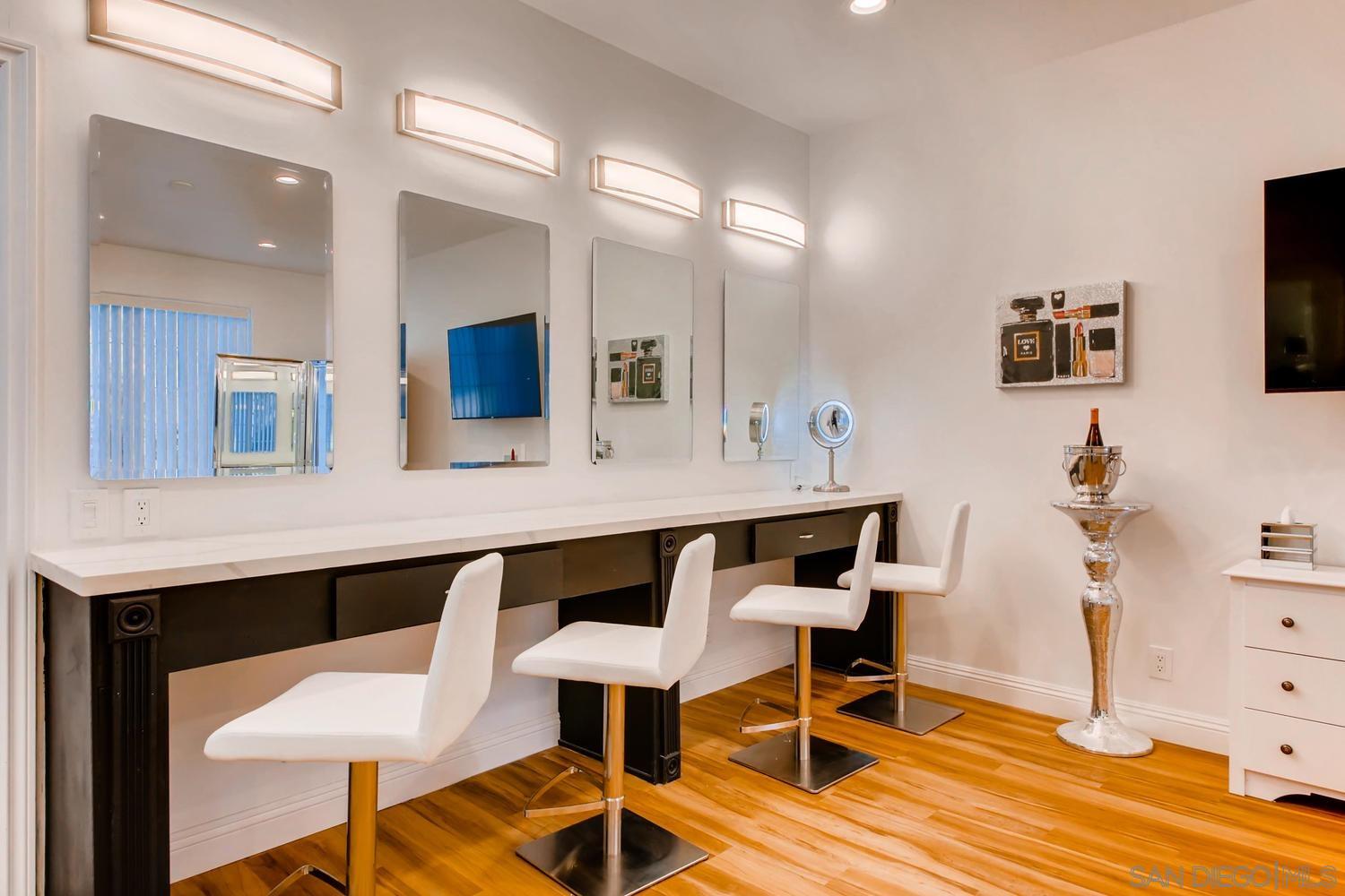 Detail Gallery Image 38 of 68 For Avenida Ascencion, Temecula,  CA 92592 - 7 Beds | 5/1 Baths