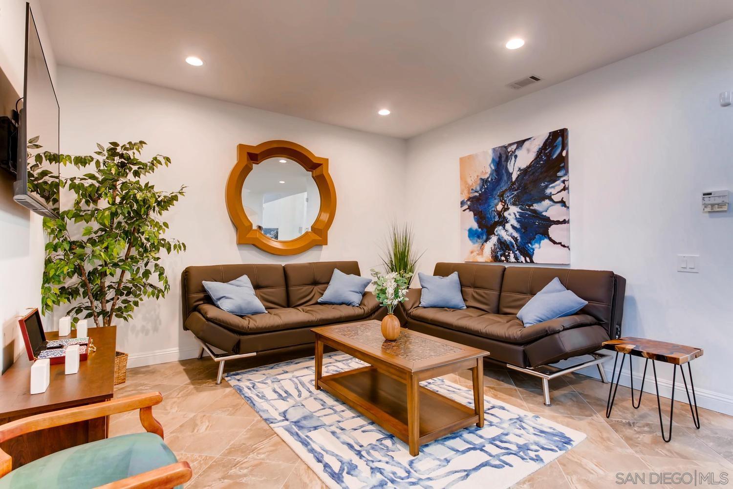 Detail Gallery Image 41 of 68 For Avenida Ascencion, Temecula,  CA 92592 - 7 Beds | 5/1 Baths